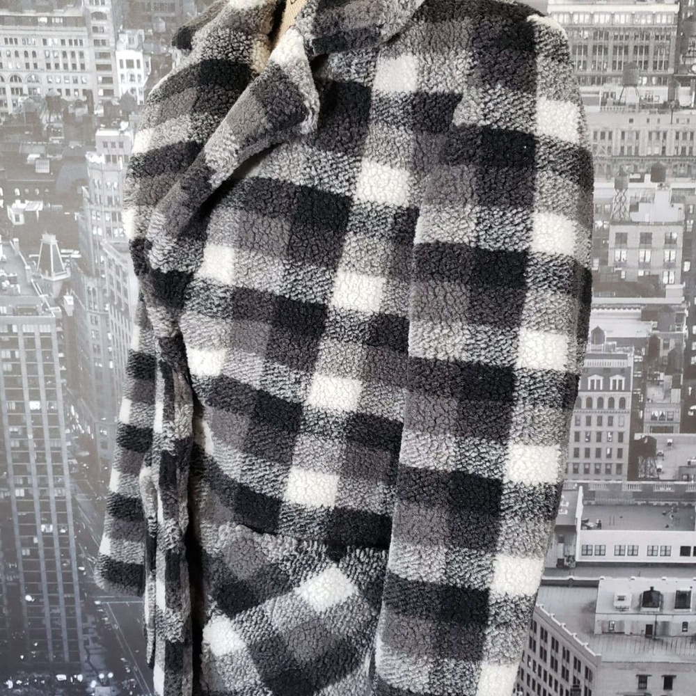 French Connection Coat - Picture 2 of 9